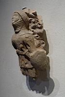 Statue, Guerrier (Calcaire, 14e, Lyon, Musee Gadagne) (2)